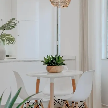 Grand Chiado Apartment Lisbon